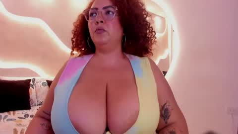 Mrs. Sweet online show from June 23, 1:36 am