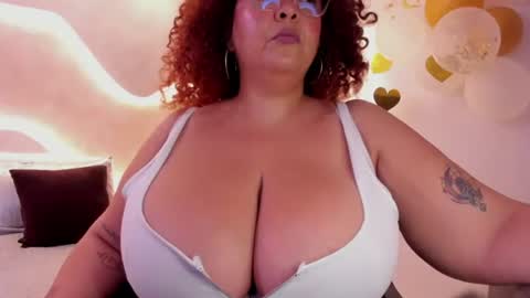 Mrs. Sweet online show from July 3, 1:01 am