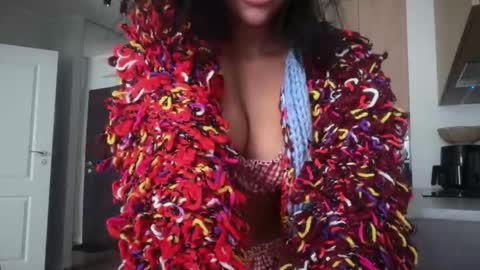 Marakuia online show from November 9, 9:18 am