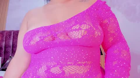 maralinette22 online show from November 28, 10:40 am