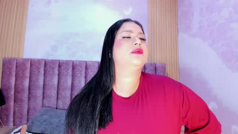 Snapshot of maralinette22 chatting on June 8, 9:42 am maralinette22 online show from June 8, 9:42 am