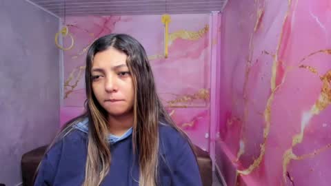 Snapshot of maraluna_ chatting on June 2, 11:23 am Maraluna online show from June 2, 11:23 am