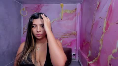 Snapshot of maraluna_ chatting on June 13, 12:14 pm Maraluna online show from June 13, 12:14 pm