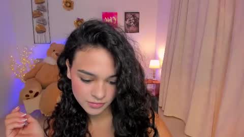 Snapshot of maravelvett chatting on June 26, 11:09 pm Mara online show from June 26, 11:09 pm