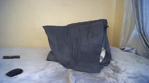 Snapshot of maraya_gold chatting on December 20, 1:54 pm maraya_gold online show from December 20, 1:54 pm