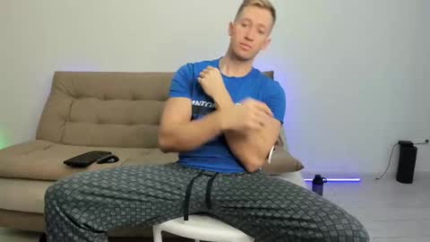 alex marvelxx online show from October 28, 8:40 am