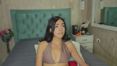 Snapshot of marcelaa_fox chatting on July 10, 9:06 pm Marcela online show from July 10, 9:06 pm