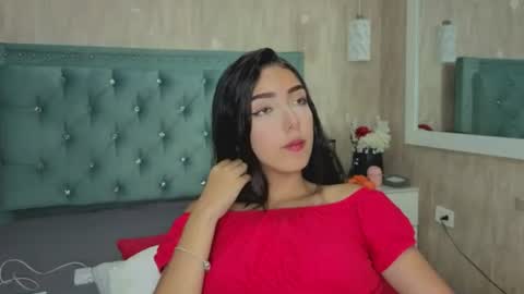 Snapshot of marcelaa_fox chatting on July 16, 8:48 pm Marcela online show from July 16, 8:48 pm