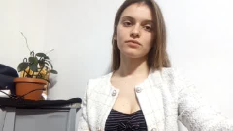 marcelabodi online show from December 16, 3:06 pm