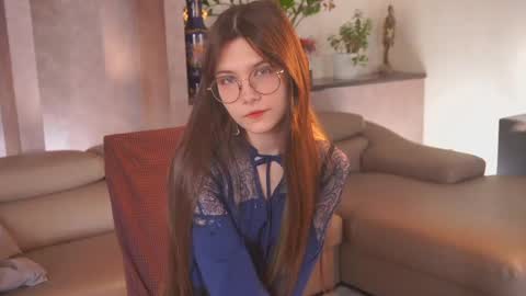 Snapshot of marcelinahumphry chatting on March 23, 12:31 pm Eva online show from March 23, 12:31 pm