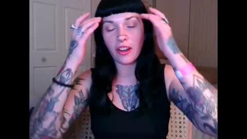 MarcelineAltaria online show from December 16, 4:45 am