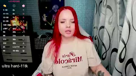 Snapshot of marcelinepeach chatting on June 27, 10:31 am Sara online show from June 27, 10:31 am