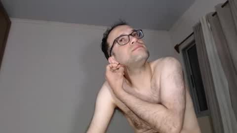 Snapshot of marcelsoltero chatting on December 18, 4:42 am marcnashio online show from December 18, 4:42 am