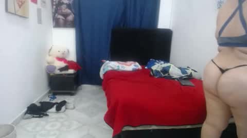Snapshot of marckandjossi1 chatting on May 22, 1:46 am marckandjossi1 online show from May 22, 1:46 am