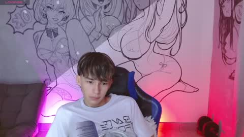 Snapshot of marco_777_ chatting on April 27, 6:50 pm marco_777_ online show from April 27, 6:50 pm