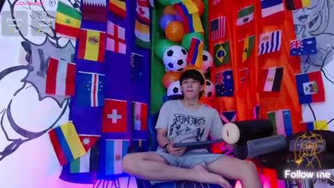 Snapshot of marco_777_ chatting on June 17, 6:31 pm marco_777_ online show from June 17, 6:31 pm