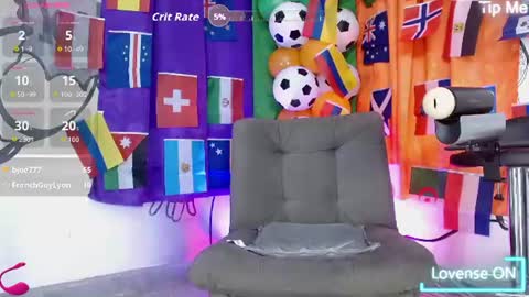 Snapshot of marco_777_ chatting on June 20, 8:22 pm marco_777_ online show from June 20, 8:22 pm