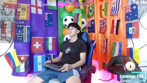 Snapshot of marco_777_ chatting on June 21, 6:32 pm marco_777_ online show from June 21, 6:32 pm