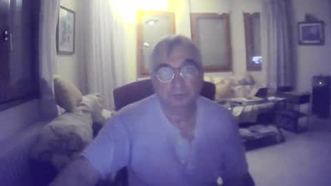 Snapshot of marcos260526 chatting on July 16, 12:38 am marcos260526 online show from July 16, 12:38 am