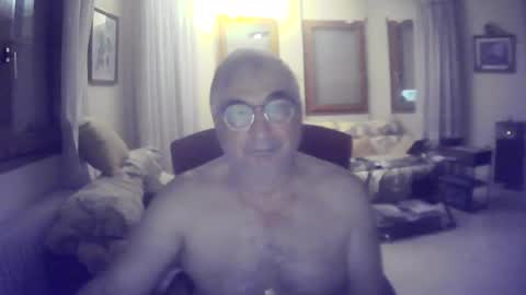 Snapshot of marcos260526 chatting on July 23, 1:58 am marcos260526 online show from July 23, 1:58 am