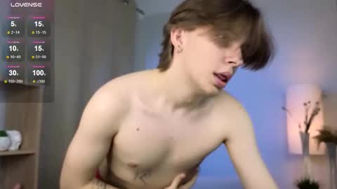 Snapshot of marcus_euphoria chatting on November 11, 5:29 am Marcus online show from November 11, 5:29 am