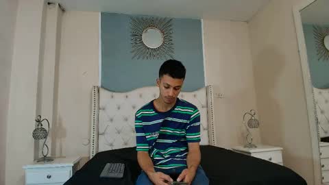Snapshot of marcus_jeron chatting on April 25, 1:30 am marcus_jeron online show from April 25, 1:30 am