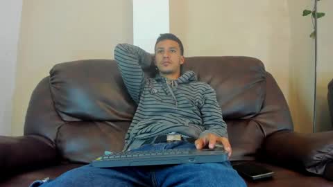 Snapshot of marcus_jeron chatting on May 6, 12:30 am marcus_jeron online show from May 6, 12:30 am