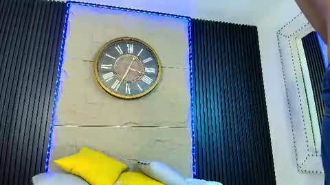 Snapshot of marcus_jeron chatting on June 15, 10:01 pm marcus_jeron online show from June 15, 10:01 pm