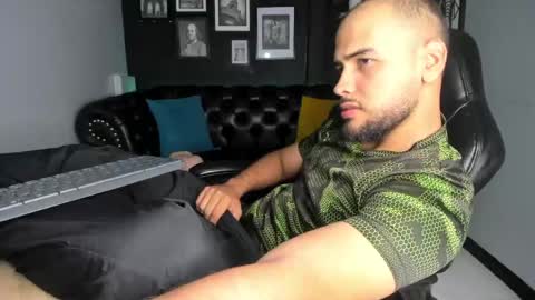 Snapshot of marcus_soler chatting on June 6, 3:17 pm marcus_soler online show from June 6, 3:17 pm