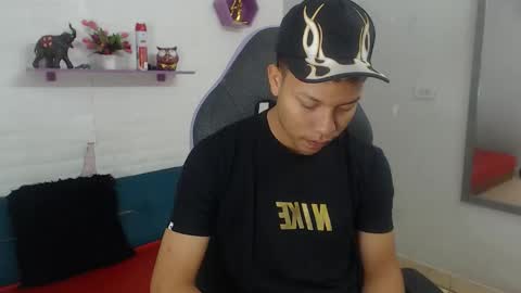 marcuss_2 online show from December 5, 2:14 pm