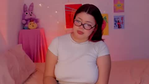 Snapshot of marcy_grey chatting on March 25, 9:10 pm danna online show from March 25, 9:10 pm