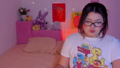 Snapshot of marcy_grey chatting on April 14, 1:22 am danna online show from April 14, 1:22 am