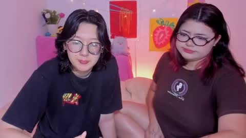 Snapshot of marcy_grey chatting on April 22, 12:13 am danna online show from April 22, 12:13 am