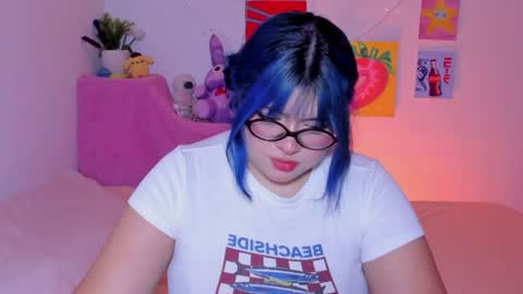Snapshot of marcy_grey chatting on July 16, 4:29 am danna online show from July 16, 4:29 am
