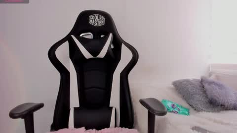 Maria online show from November 5, 4:40 pm