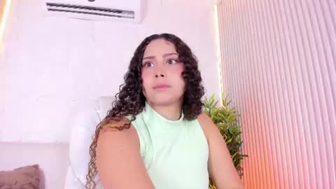 Snapshot of marelynsummer chatting on July 28, 11:39 am Marelyn online show from July 28, 11:39 am