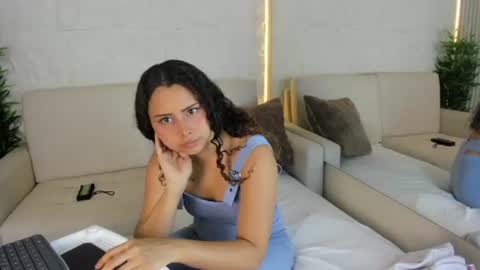 Snapshot of marelynsummer chatting on August 1, 11:31 am Marelyn online show from August 1, 11:31 am