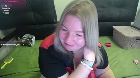 Snapshot of margaret_gem chatting on August 7, 8:16 am margaret gem online show from August 7, 8:16 am