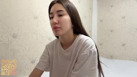 Emily online show from May 29, 12:41 am