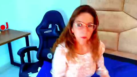 margareth online show from March 19, 2:21 pm