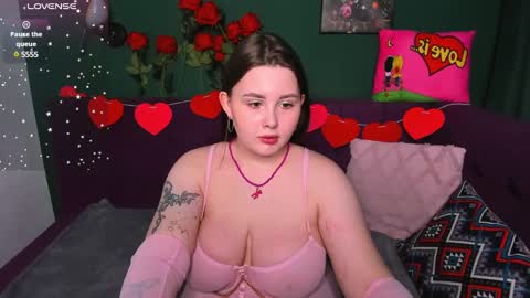 Snapshot of margaretroy chatting on February 11, 8:37 am Margaret 3 online show from February 11, 8:37 am