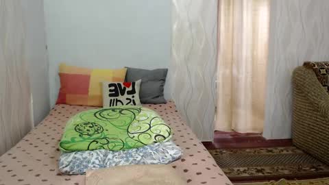 Snapshot of margaretstar chatting on May 20, 8:31 am MargaretStar online show from May 20, 8:31 am