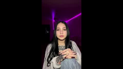 Snapshot of margartvanhyning chatting on May 17, 1:07 pm Lauren online show from May 17, 1:07 pm