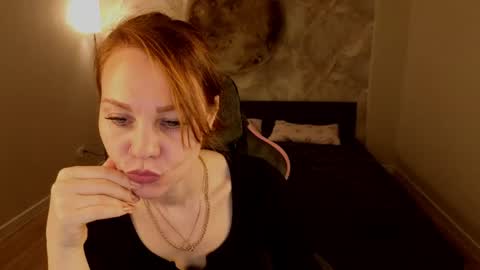 Margo Kellly online show from May 7, 1:00 am
