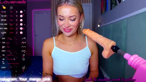 Snapshot of margohotty chatting on December 15, 4:40 am Margo for you   online show from December 15, 4:40 am