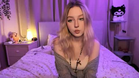 Snapshot of margorozentals chatting on September 9, 8:30 pm Margo online show from September 9, 8:30 pm