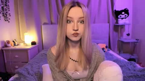 Margo online show from November 22, 7:35 pm