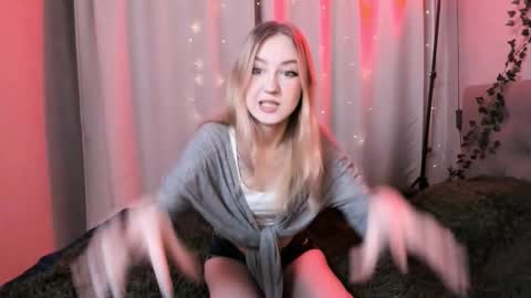 Margo online show from March 8, 8:45 pm