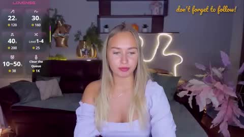 Snapshot of margosugar chatting on October 26, 10:54 am MargoSugar online show from October 26, 10:54 am