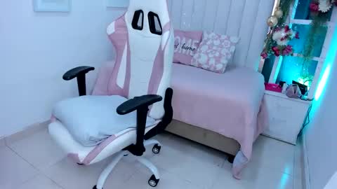 Margot  online show from February 4, 12:22 pm